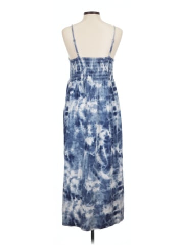 Old Navy Casual Dress (view 2)