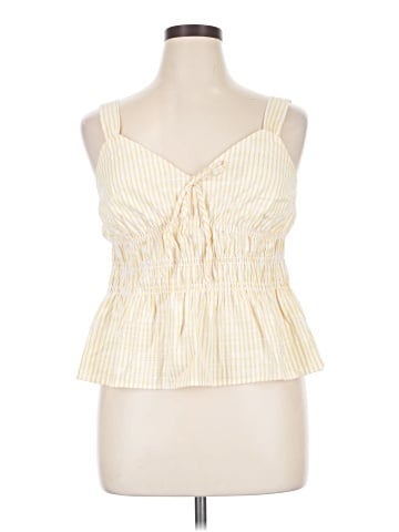 B.wear Sleeveless Blouse (view 1)
