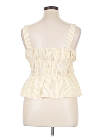 B.wear Sleeveless Blouse (view 2)