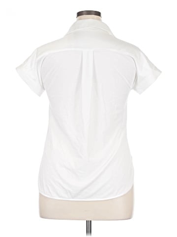 Lyssé Short Sleeve Blouse (view 2)
