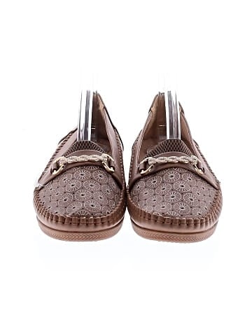 Unbranded Flats (view 2)