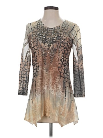 Reba 3/4 Sleeve Top (view 1)