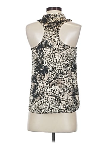 Lovely Day Sleeveless Blouse (view 2)