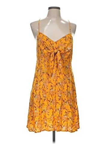 Xhilaration Casual Dress (view 1)