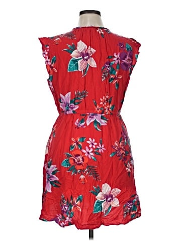 Old Navy Casual Dress (view 2)