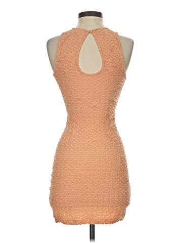 Le Lis Cocktail Dress (view 2)