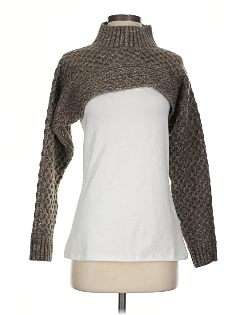 Astr Turtleneck Sweater In Black