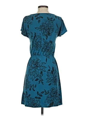 Banana Republic Factory Store Casual Dress (view 2)