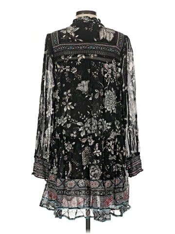 Tolani Long Sleeve Blouse (view 2)