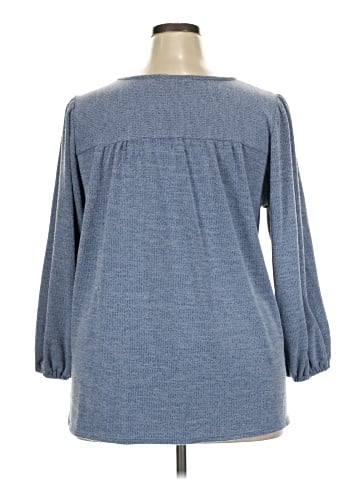 Max Studio 3/4 Sleeve T-Shirt (view 2)
