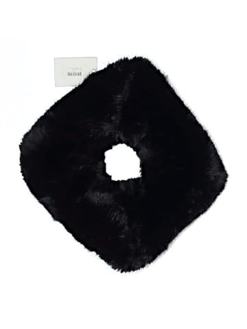 Louisa Perini Scarf (view 1)