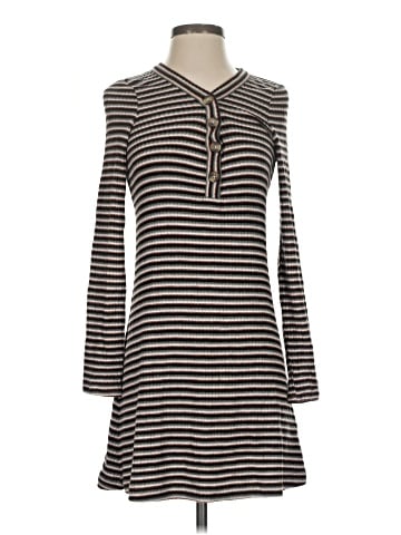 American Eagle Outfitters Casual Dress (view 1)