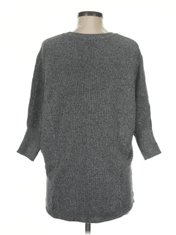 Express 3/4 Sleeve Top (view 2)
