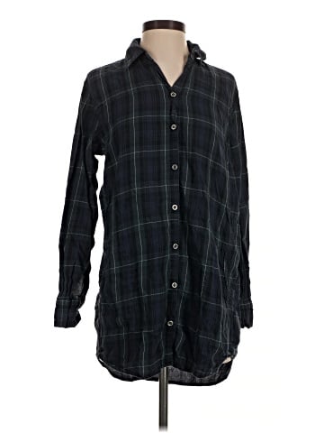 Gap Body Long Sleeve Button-Down Shirt (view 1)