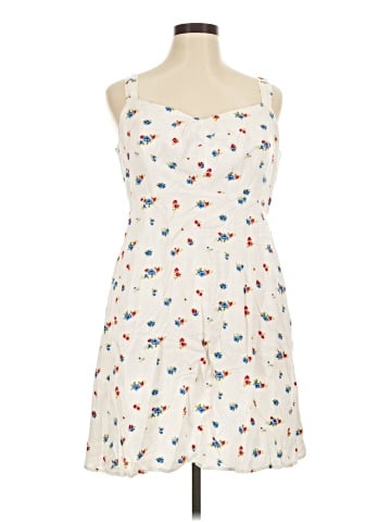 Old Navy Casual Dress (view 1)