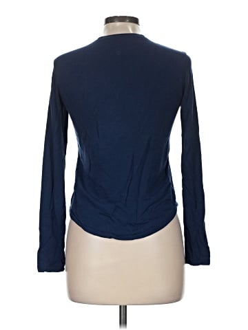 Lululemon Athletica Long Sleeve Turtleneck (view 2)