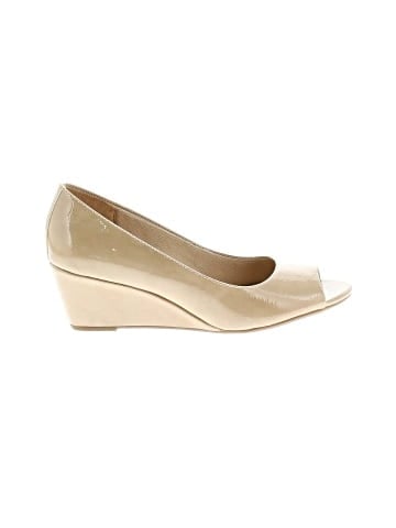 Abella Wedges (view 1)