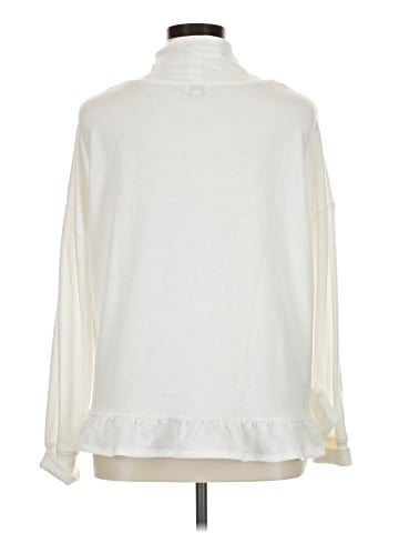 Crown & Ivy Sweatshirt (view 2)