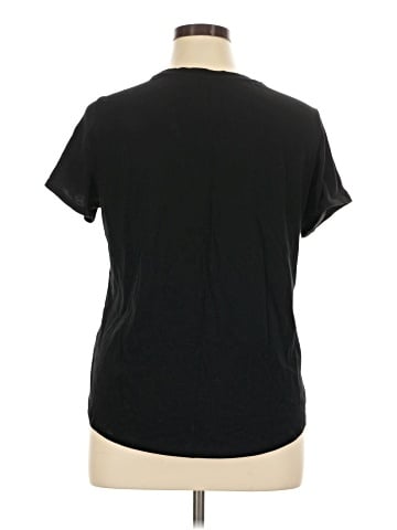 Old Navy Short Sleeve T-Shirt (view 2)
