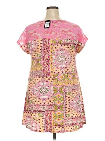 Avenue Short Sleeve Blouse (view 2)