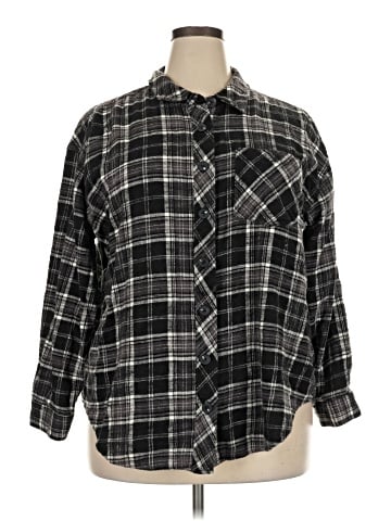 Maurices 3/4 Sleeve Button-Down Shirt (view 1)