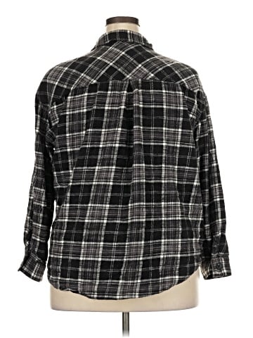 Maurices 3/4 Sleeve Button-Down Shirt (view 2)