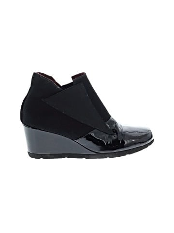 Thierry Rabotin Wedges (view 1)