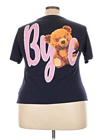 Free Kisses Short Sleeve T-Shirt (view 2)