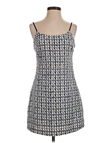 Le Lis Casual Dress (view 1)