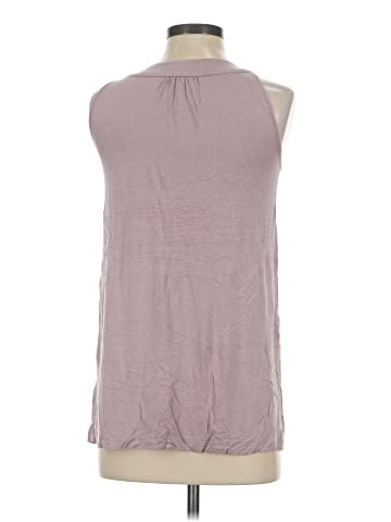 Kenar Sleeveless Blouse (view 2)