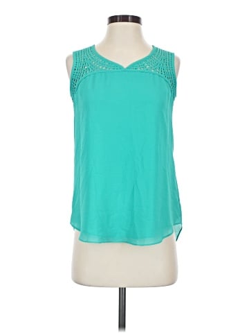 Lost April Sleeveless T-Shirt (view 1)