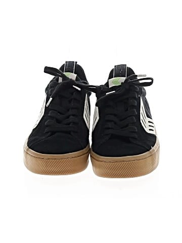 Cariuma Sneakers (view 2)