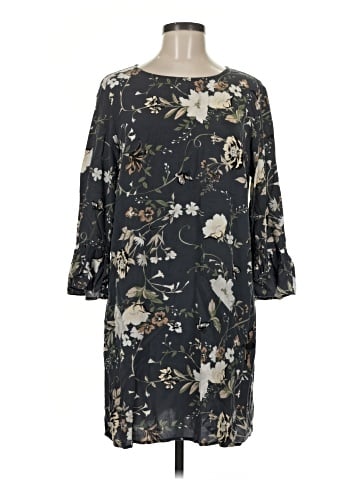 Old Navy Casual Dress (view 1)