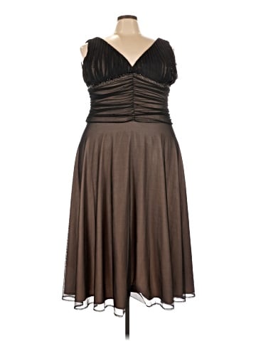 Boutique + Cocktail Dress (view 1)