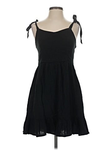 Old Navy Casual Dress (view 1)