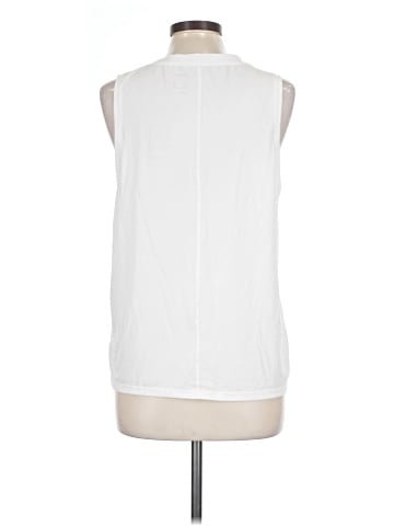 Gap Fit Sleeveless T-Shirt (view 2)