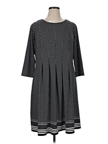 Max Studio Poncho (view 1)