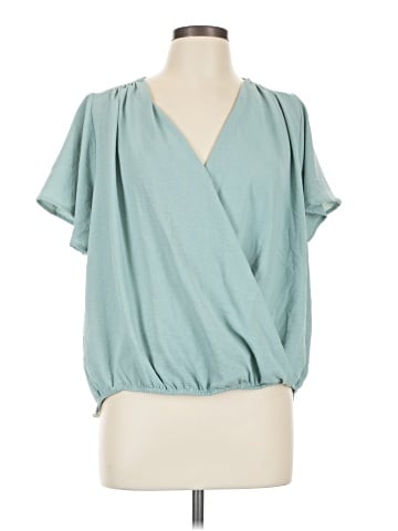 Gilli Short Sleeve Blouse (view 1)