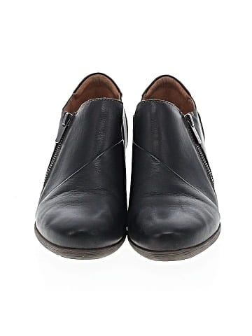 Pikolinos Ankle Boots (view 2)