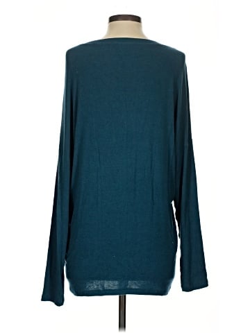 CAbi Long Sleeve T-Shirt (view 2)