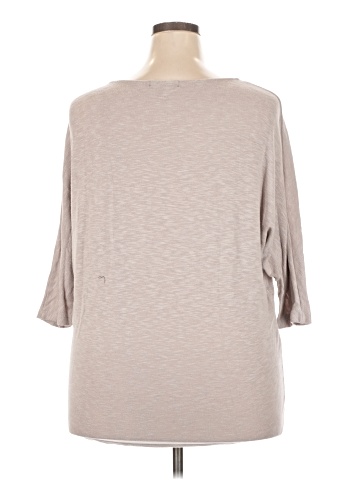 Laila Jayde 3/4 Sleeve Top (view 2)