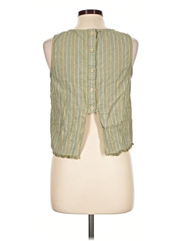 Hem & Thread Sleeveless Blouse (view 2)