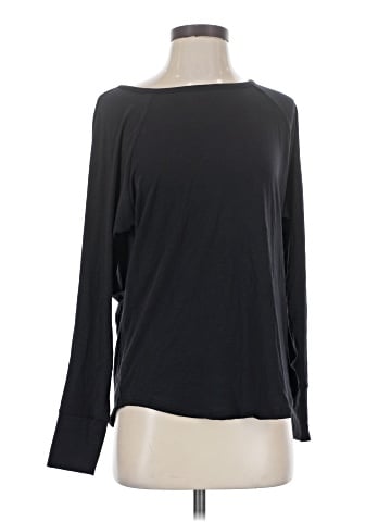 Gap Fit Long Sleeve T-Shirt (view 1)