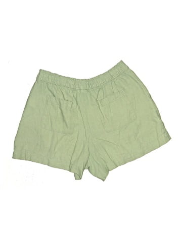 Gap Shorts (view 2)