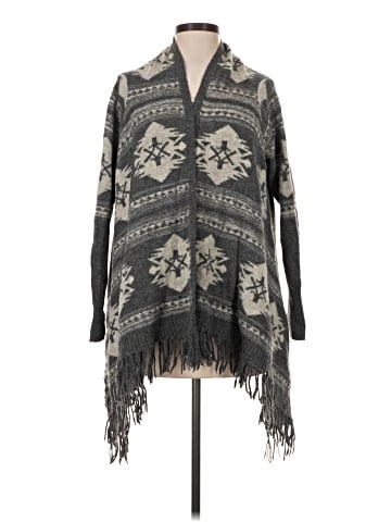 Kerisma Poncho (view 1)