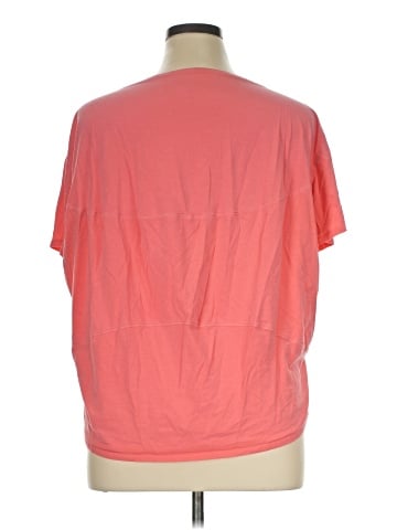 Lululemon Athletica Short Sleeve T-Shirt (view 2)