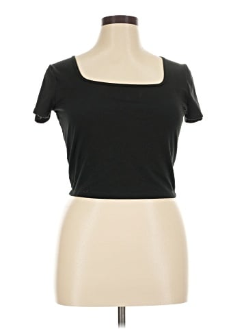 Hollister Short Sleeve T-Shirt (view 1)