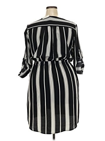Mossimo Casual Dress (view 2)