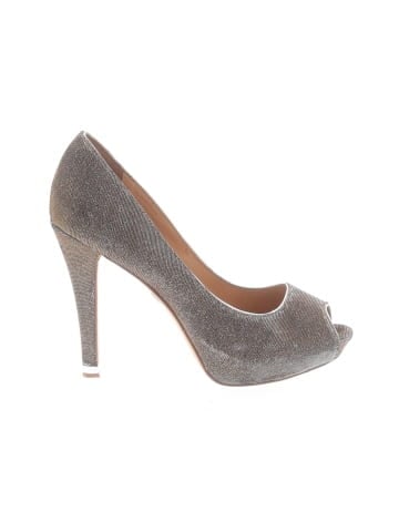Badgley Mischka Heels (view 1)