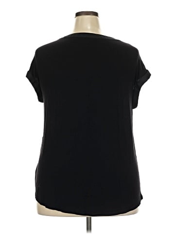 Fortune + Ivy Short Sleeve Blouse (view 2)